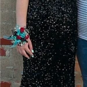 Elegant Black Sequin Prom Dress